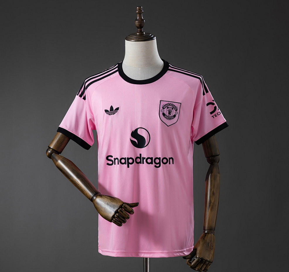M-U 25/26 Third Away Goalkeeper Jersey