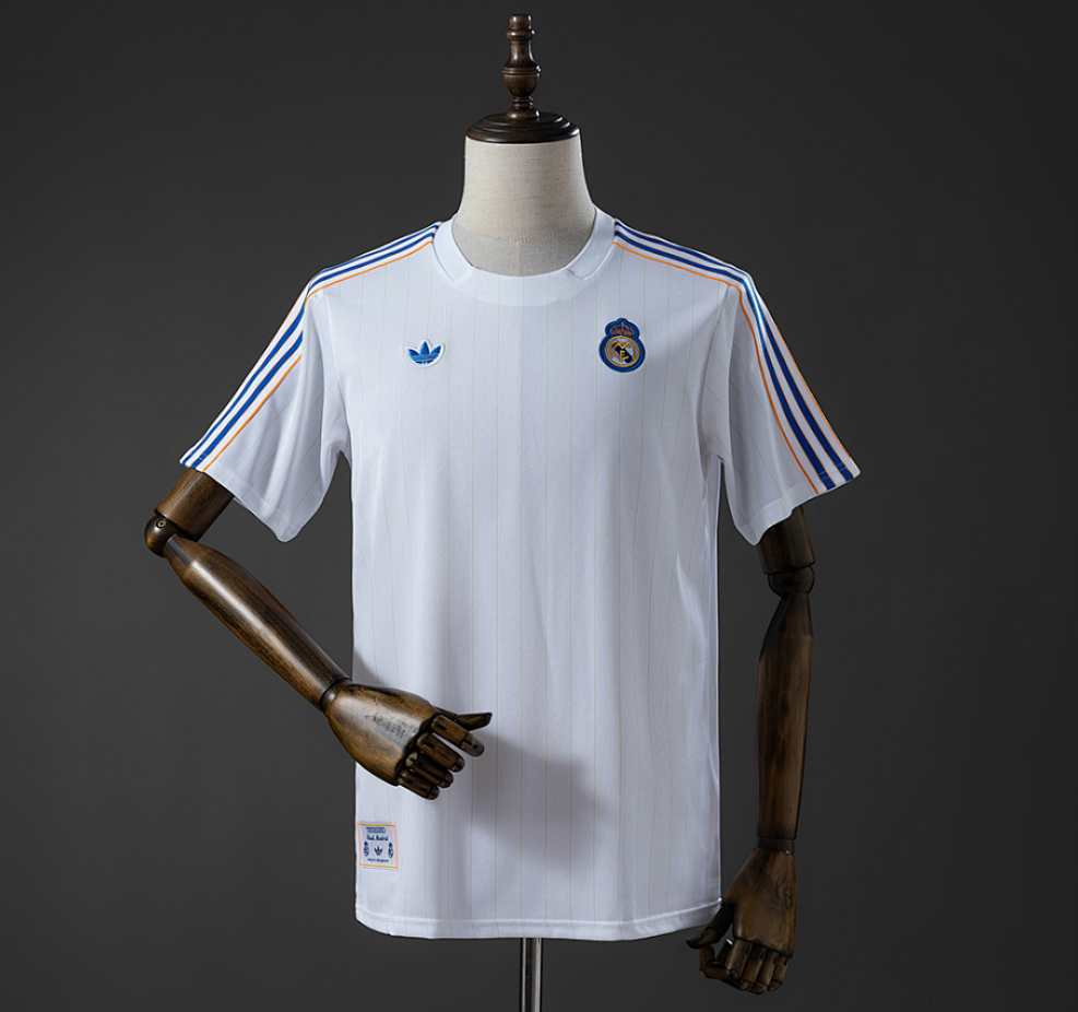 Real Madrid Terrace Icons T-Shirt White Blue