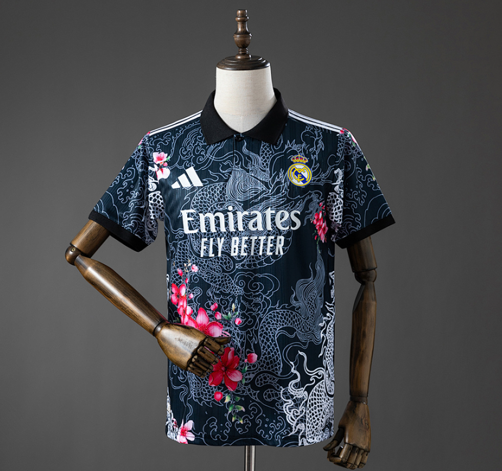 Real Madrid 25/26 Special Edition - Black Jersey