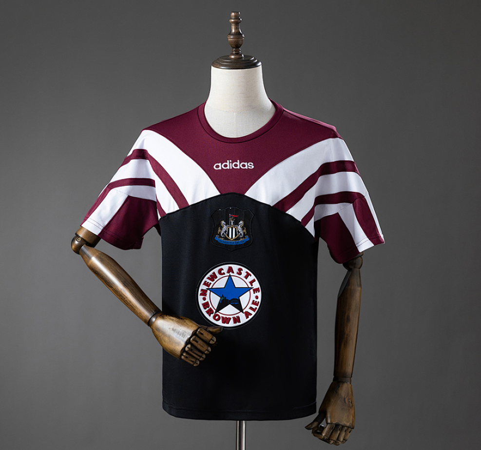 Newcastle United 95/96 Retro Training Jersey