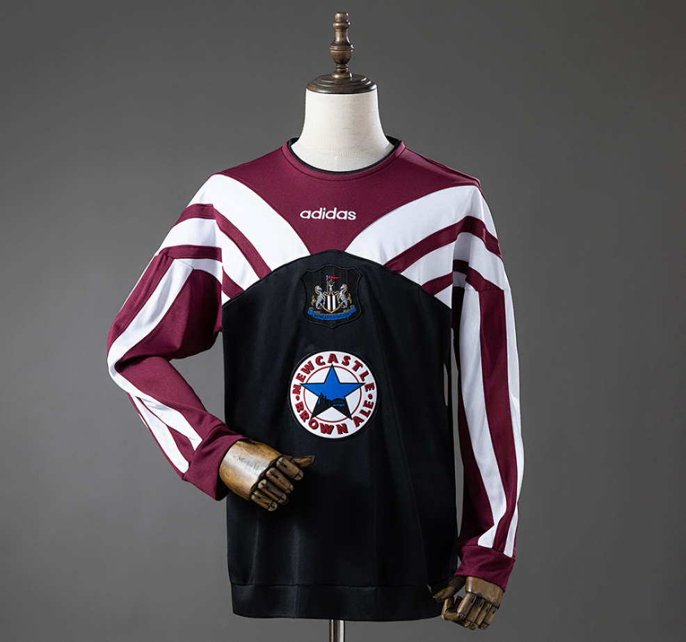 Newcastle United 95/96 Training Retro Long-Sleeve Jersey